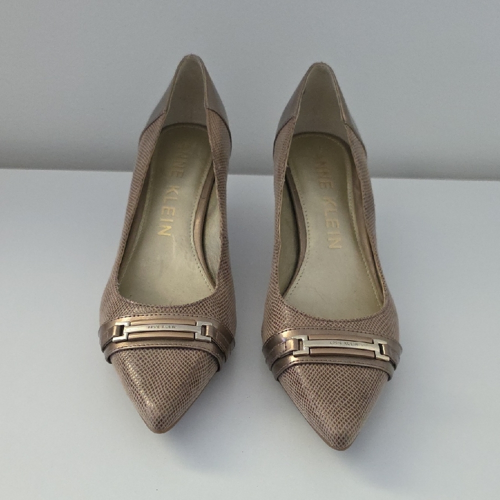 Anne Klein Women's Beige Heels